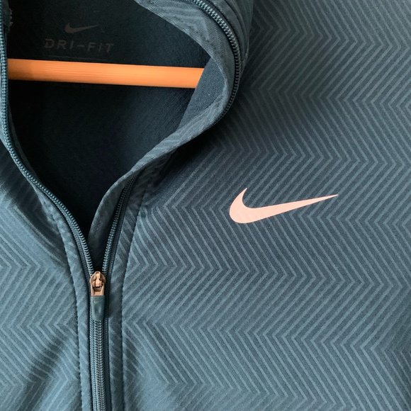 Nike 3/4 Zip Size M - Picture 5 of 5